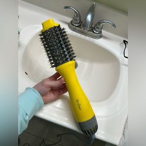 DRYBAR Double Shot Oval Blow Dryer Brush